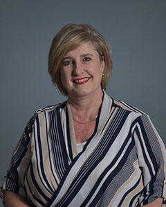 Dr AJ de Bruyn